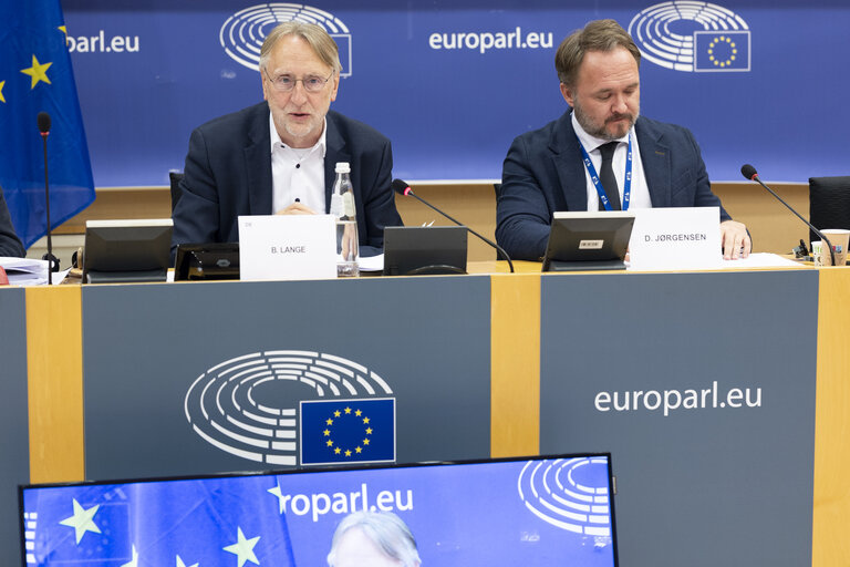 Fotografija 14: INTA ITRE - Phasing out Russian natural gas imports, improving monitoring of potential energy dependencies and amending Regulation (EU)
