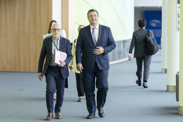 Fotografia 18: TRAN - Exchange of views with Commissioner Apostolas Tzitzikostas on the next MFF and its impact on transport and tourism