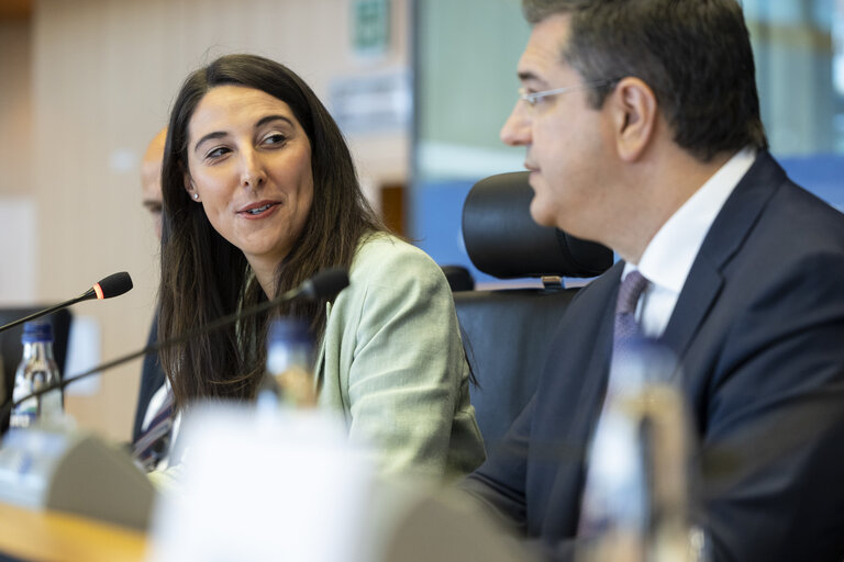 Fotografia 16: TRAN - Exchange of views with Commissioner Apostolas Tzitzikostas on the next MFF and its impact on transport and tourism