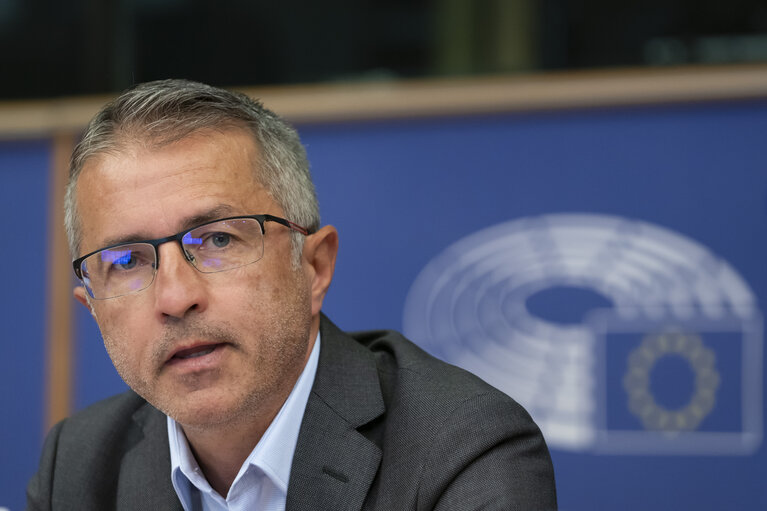 Fotografie 28: REGI - Exchange of views on the EC proposal for the Multi-annual Financial Framework (MFF) post 2027