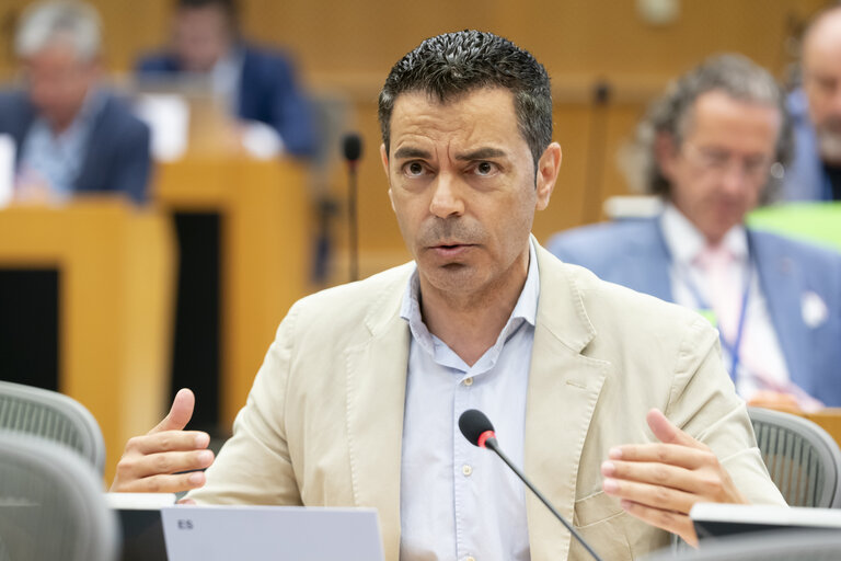 Fotografie 15: REGI - Exchange of views on the EC proposal for the Multi-annual Financial Framework (MFF) post 2027