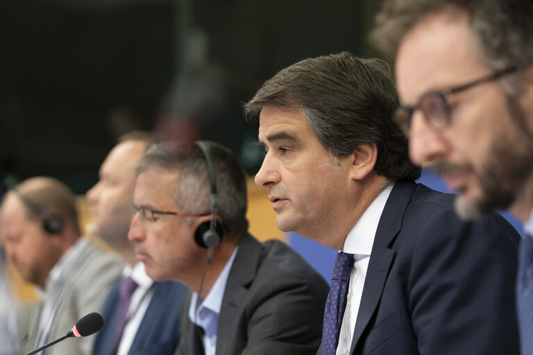 Fotografie 19: REGI - Exchange of views on the EC proposal for the Multi-annual Financial Framework (MFF) post 2027