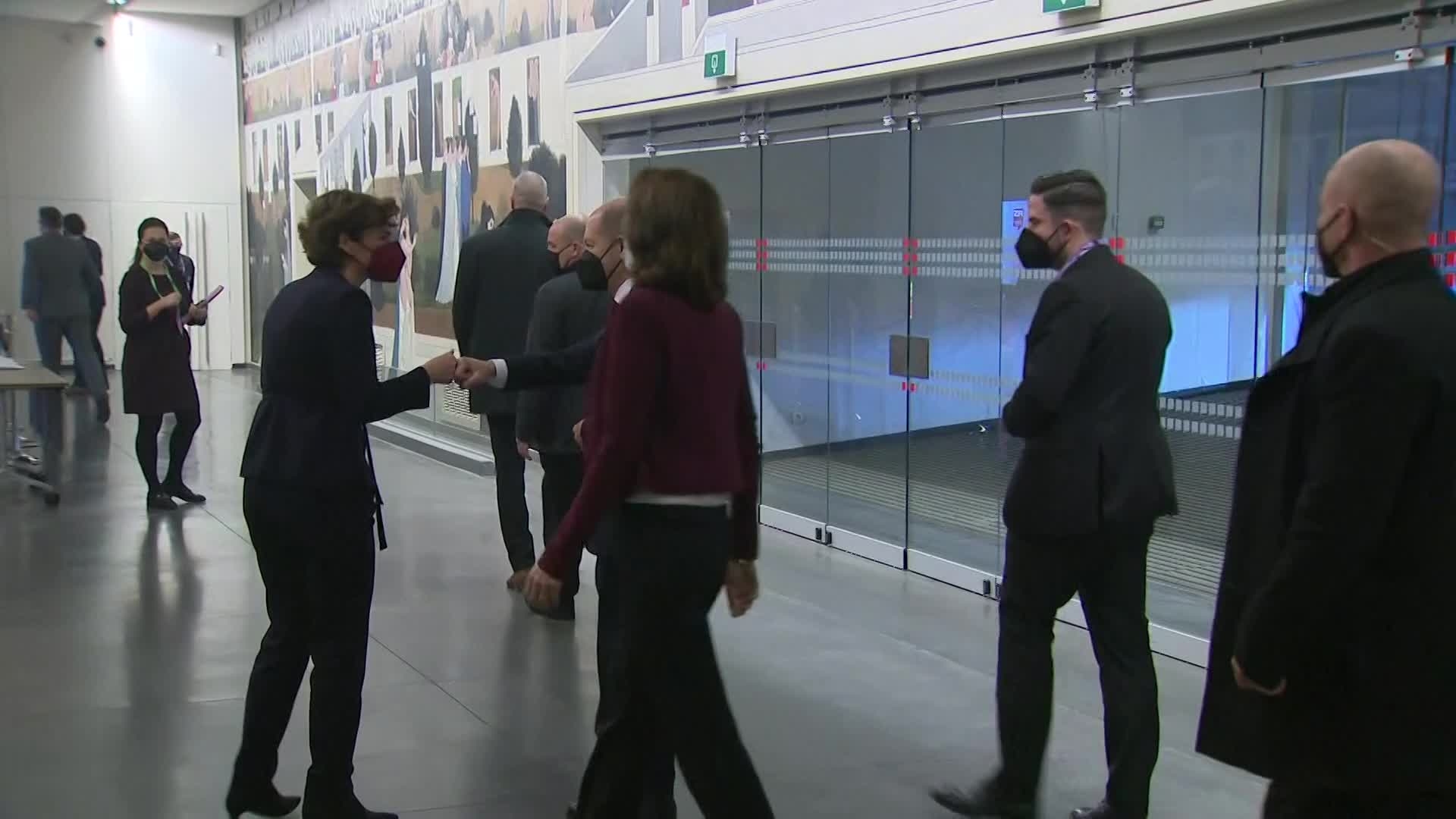 Socialist leaders meet ahead of the European Council : arrivals and statements