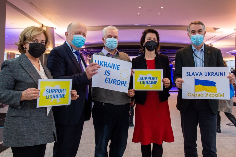 Fotografie 2: StandWithUkraine! - Stand-up to support Ukraine and the Ukrainian people