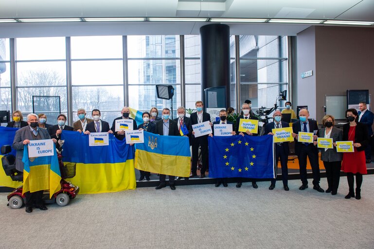 Fotografie 6: StandWithUkraine! - Stand-up to support Ukraine and the Ukrainian people