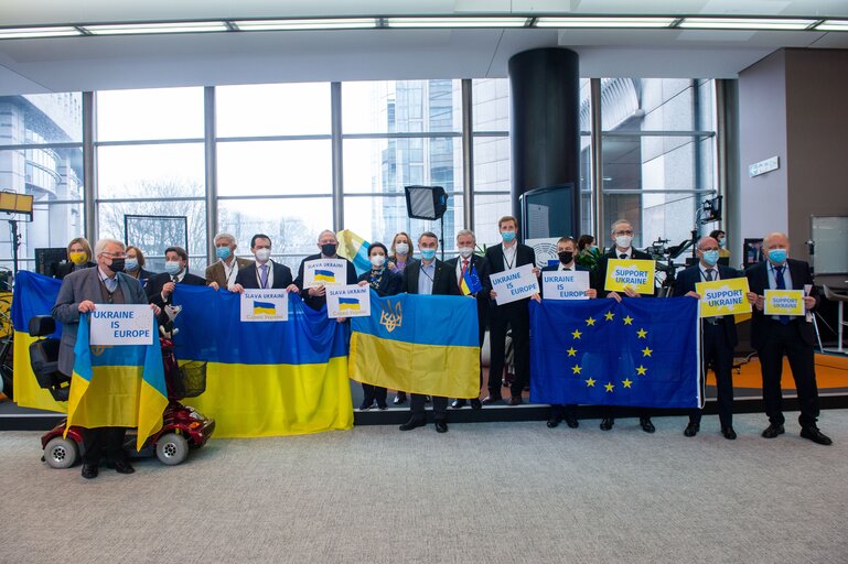 Fotografie 8: StandWithUkraine! - Stand-up to support Ukraine and the Ukrainian people
