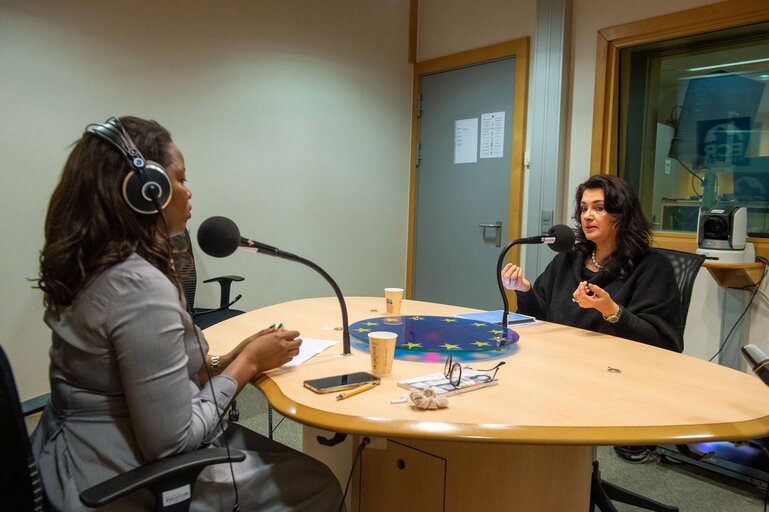 Fotografie 19: Podcast - Conversation with Assita KANKO