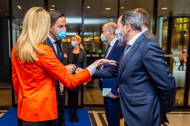 Foto 23: Roberta METSOLA, EP President meets with Mark RUTTE, Prime Minister of the Netherlands