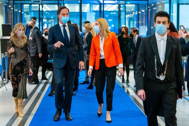 Foto 12: Roberta METSOLA, EP President meets with Mark RUTTE, Prime Minister of the Netherlands