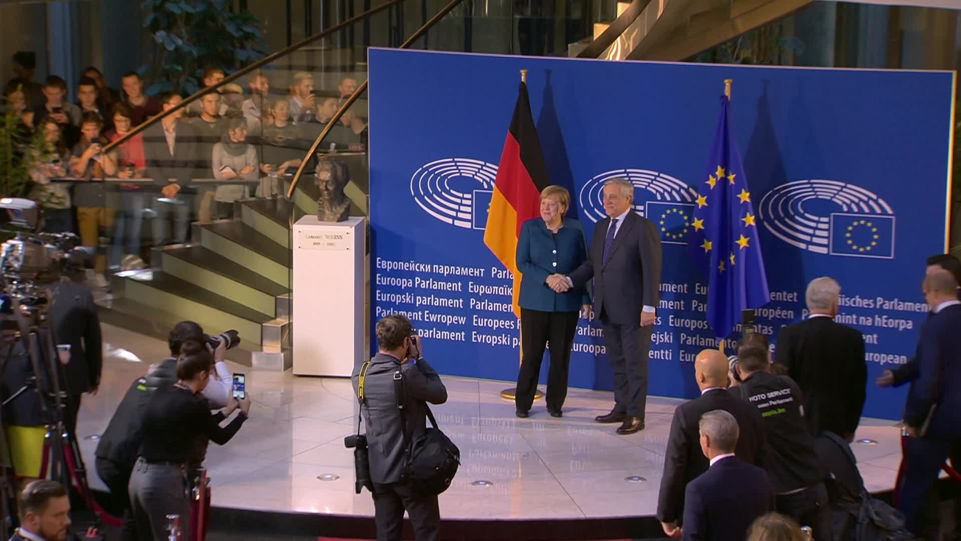Antonio TAJANI, EP President meets with Angela MERKEL, Chancellor of Germany: arrival and roundtable